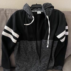 PINK blk/white sweater hoodie full zip size small